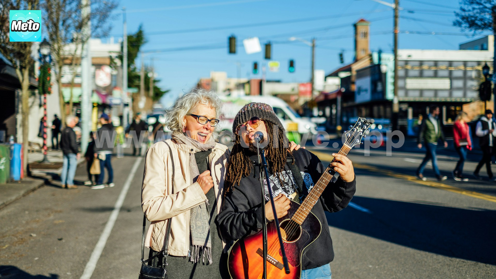 Why Singing is a Popular Content for Meto Live Hosts
