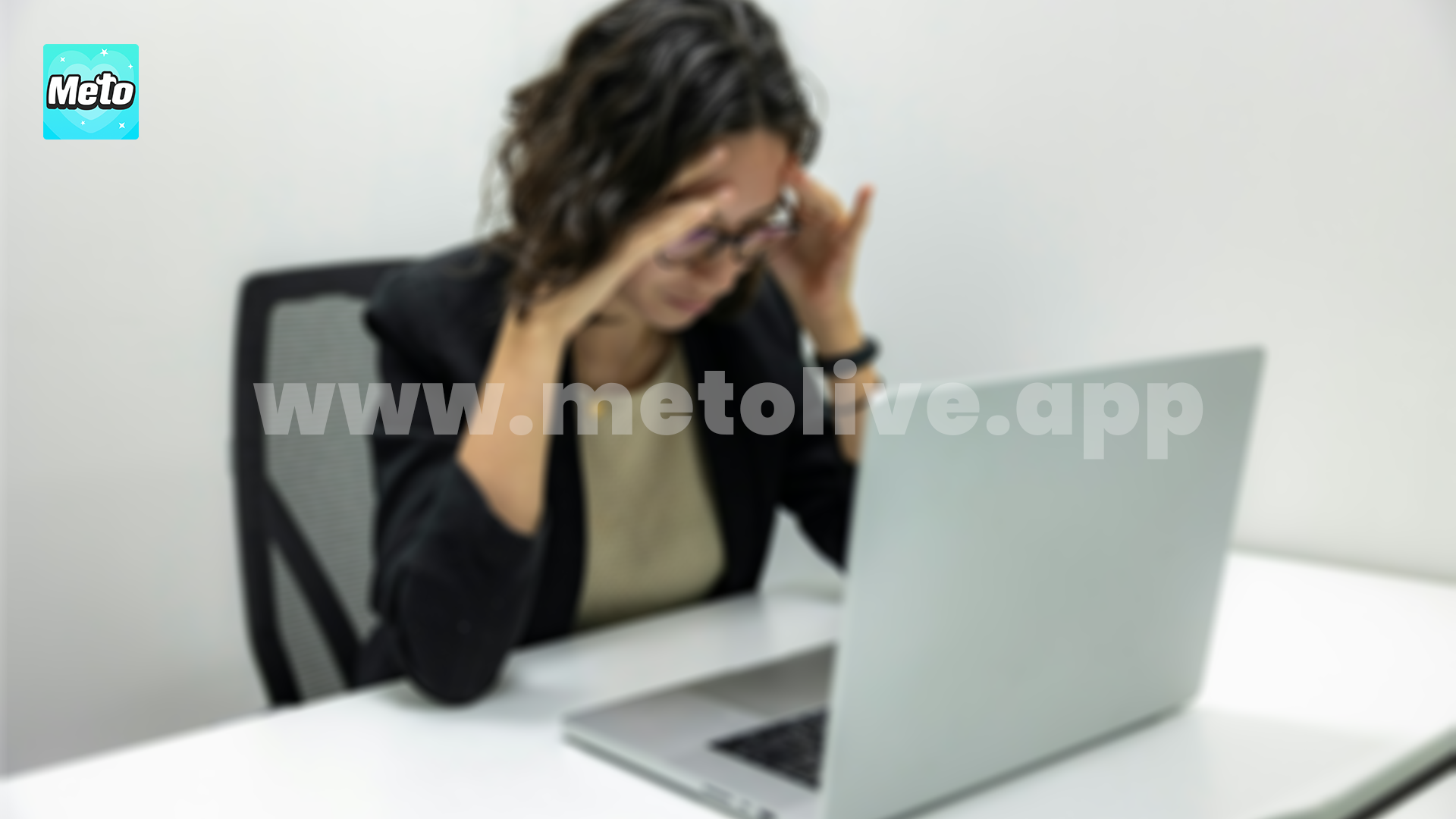 How to Avoid Complacency as Meto Live Hosts